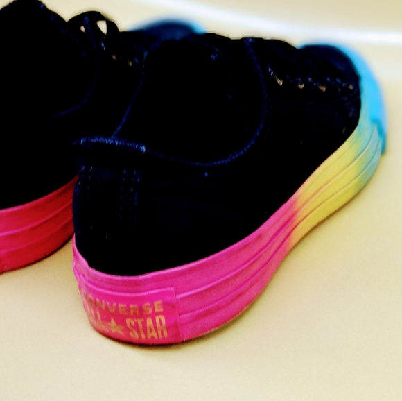 $ALE!!! Converse Chuck Taylor All Star Rainbow Ice - Picture 3 of 8